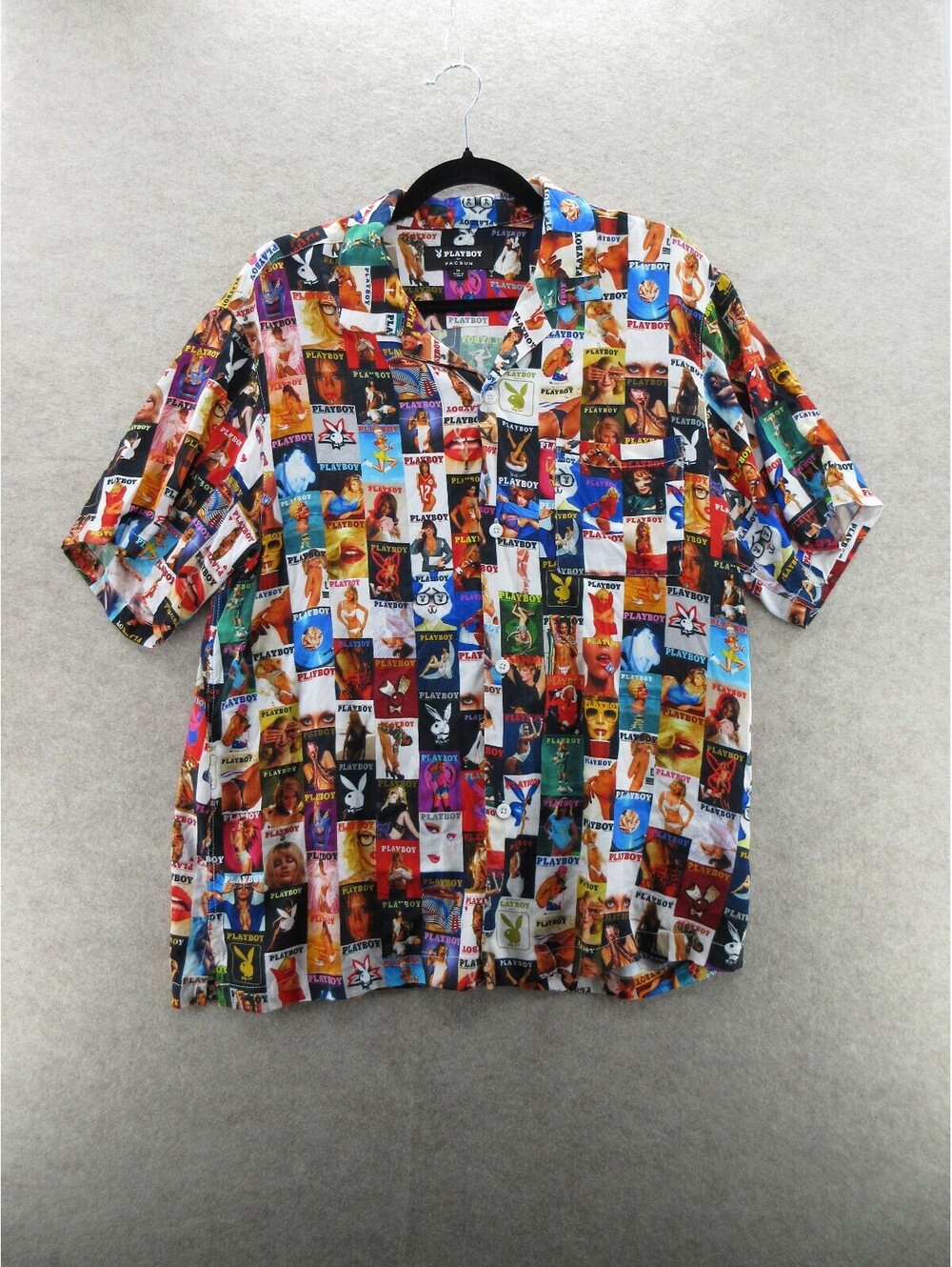 Playboy by PacSun Button Up Shirt Men's Medium Collage Print Camp Shirt